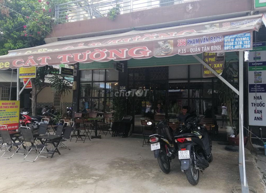 Sang Quán Café Văn Phòng 2 góc mặt tiền vị trí cực đẹp