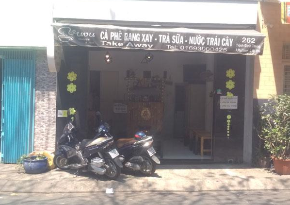 Sang quán Cafe ghế gỗ quận Tân Phú