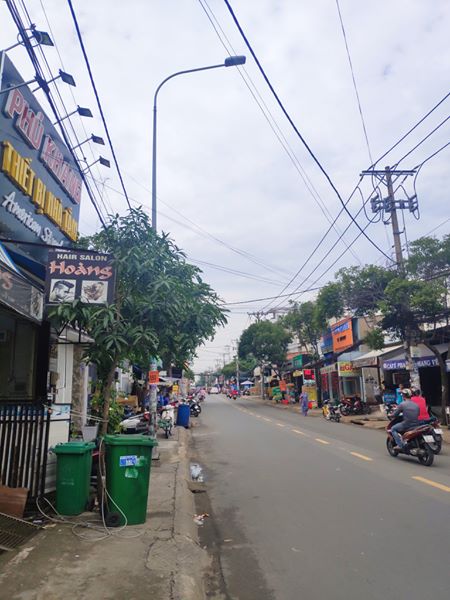 Sang tiệm tóc nam tại 130A Kênh Tân Hoá  quận Tân Phú