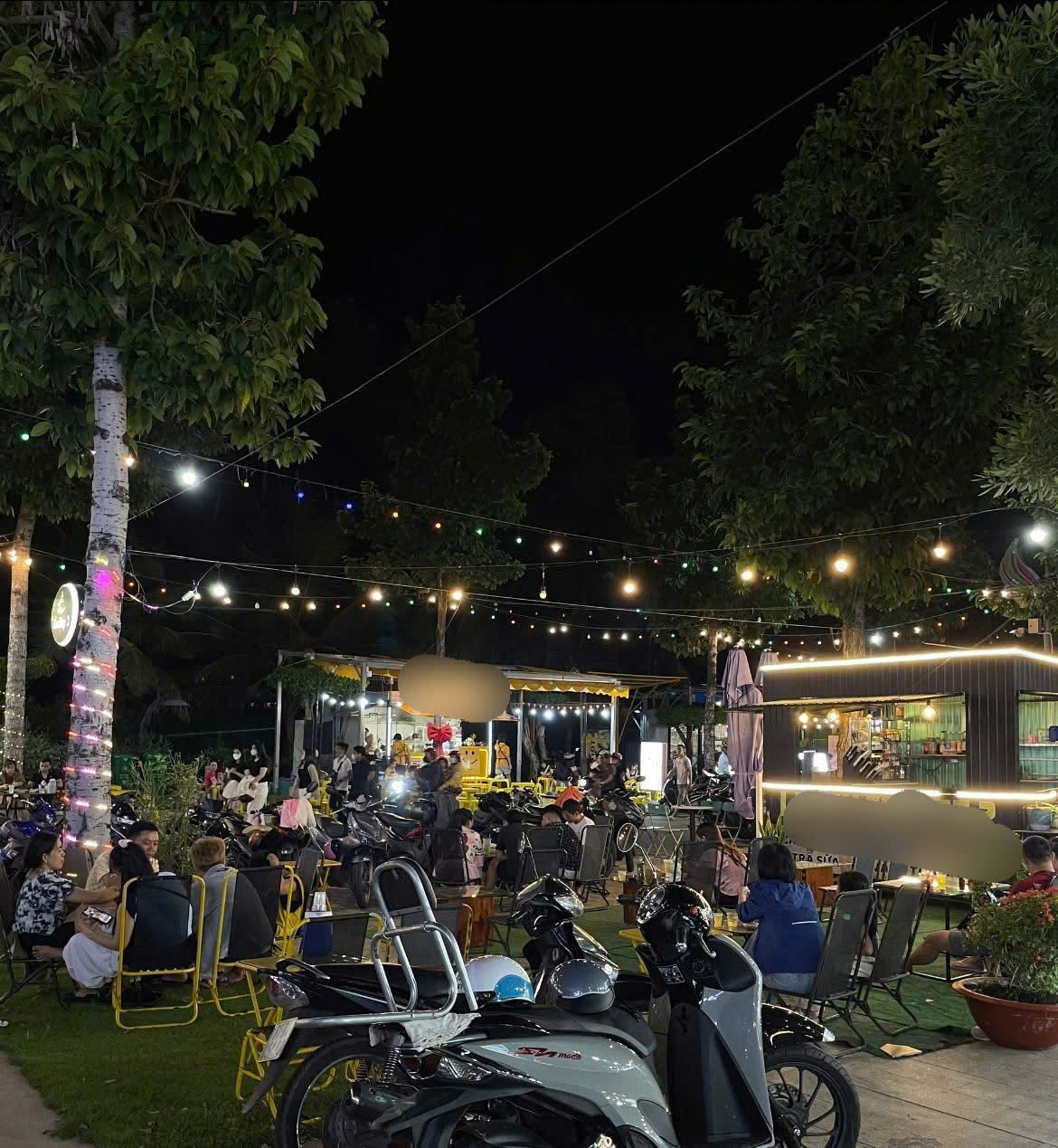 Sang quán cafe ngay Phố đi bộ Biconsi Bạch Đằng, Thủ Dầu một, Bình Dương