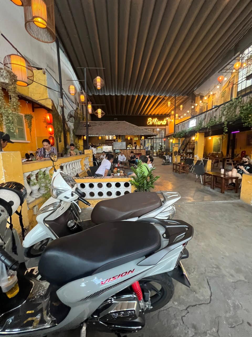 Sang quán caffe siêu đẹp ở Bình Tân