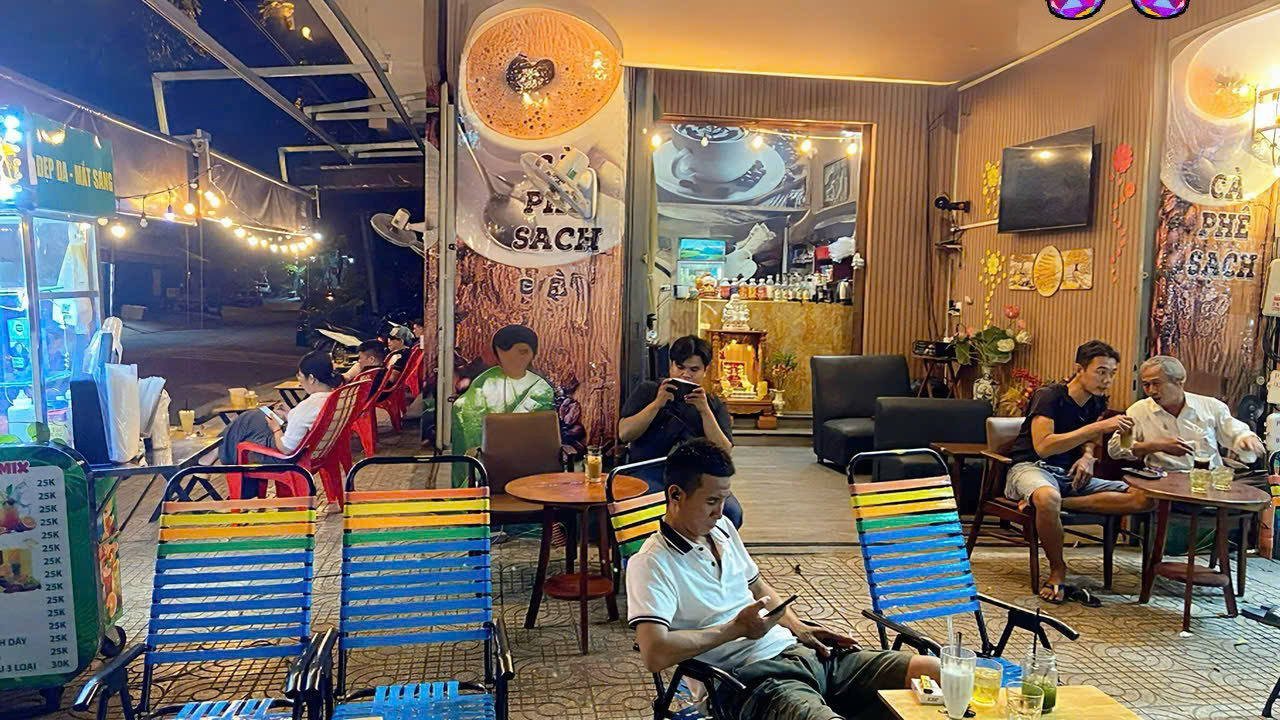 Sang quán cafe góc 2 mặt tiền khu Tên Lửa, Bình Tân