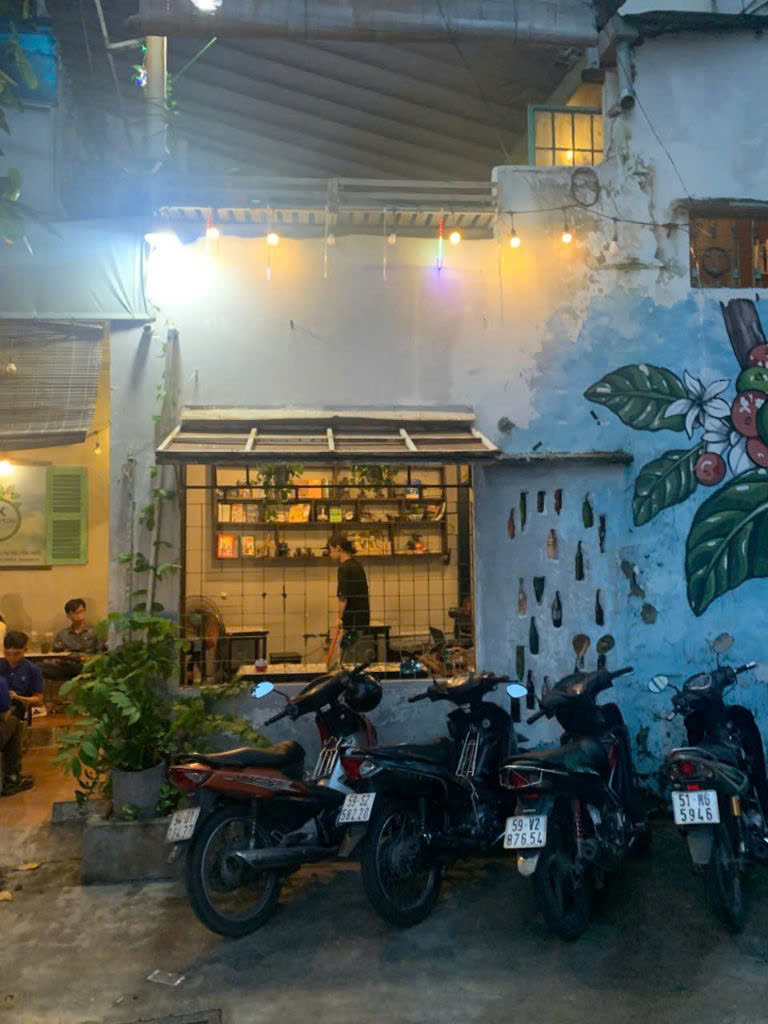 Sang quán cafe xinh , mặt tiền đường , Phường 5 , Quận Bình Thạnh 