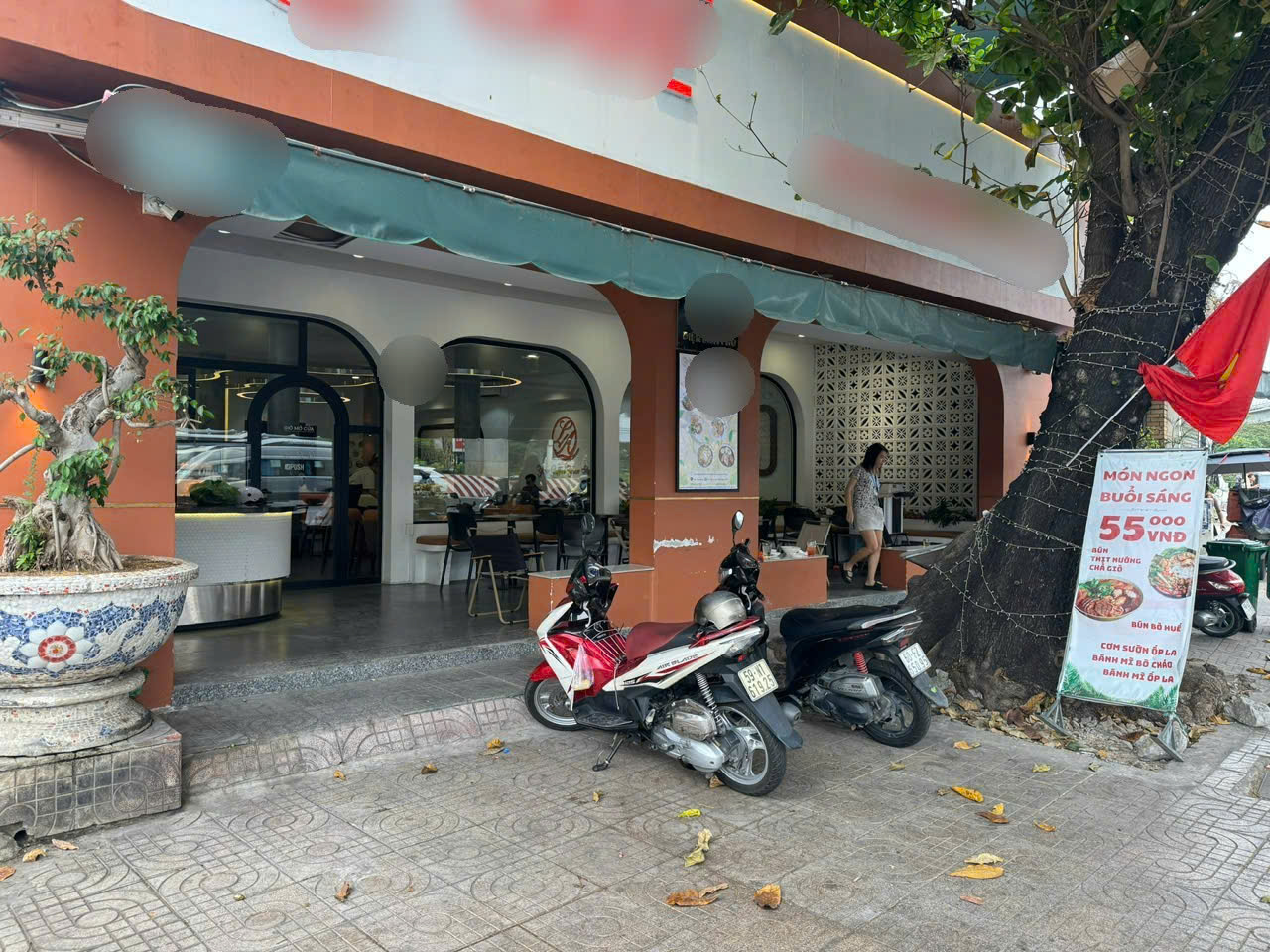 Sang quán cà phê kết hợp cơm văn phòng tại Vinhomes Tân Cảng, Phường 25, Bình Thạnh