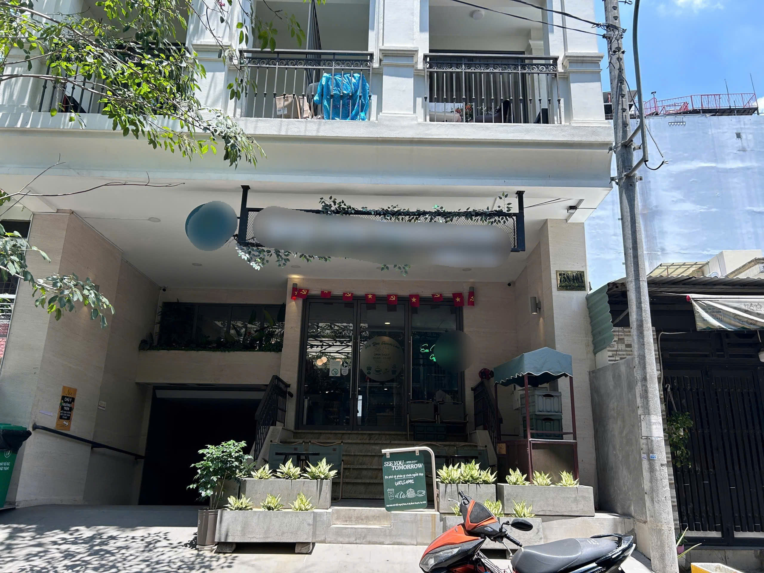 Sang nhượng quán cà phê – khu Ung Văn Khiêm, Bình Thạnh