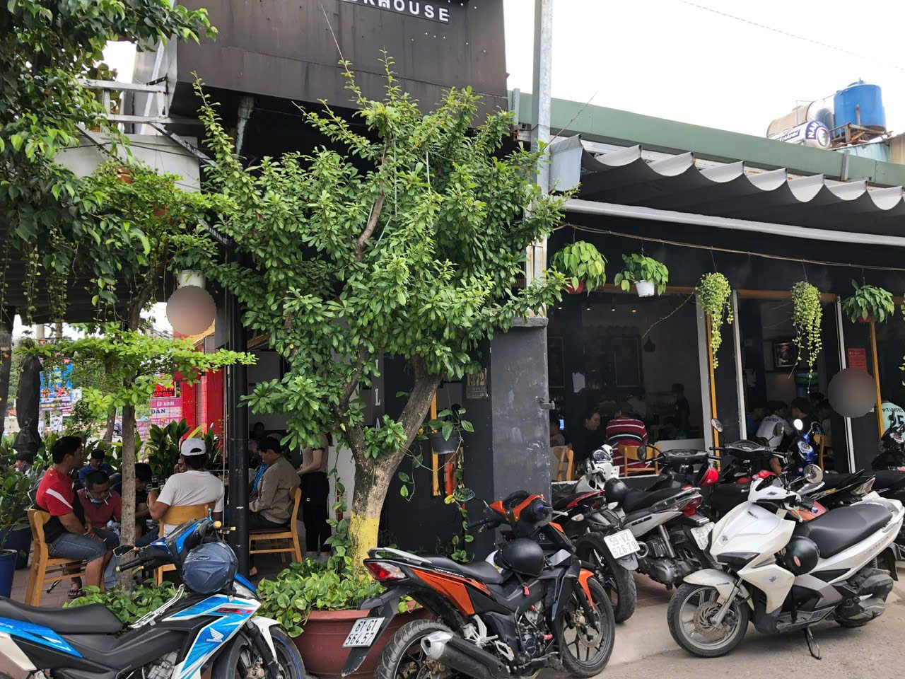 Sang quán cafe góc 2 mặt tiền ngay ngã 3 Lê Đức Thọ, P.13, Gò Vấp.