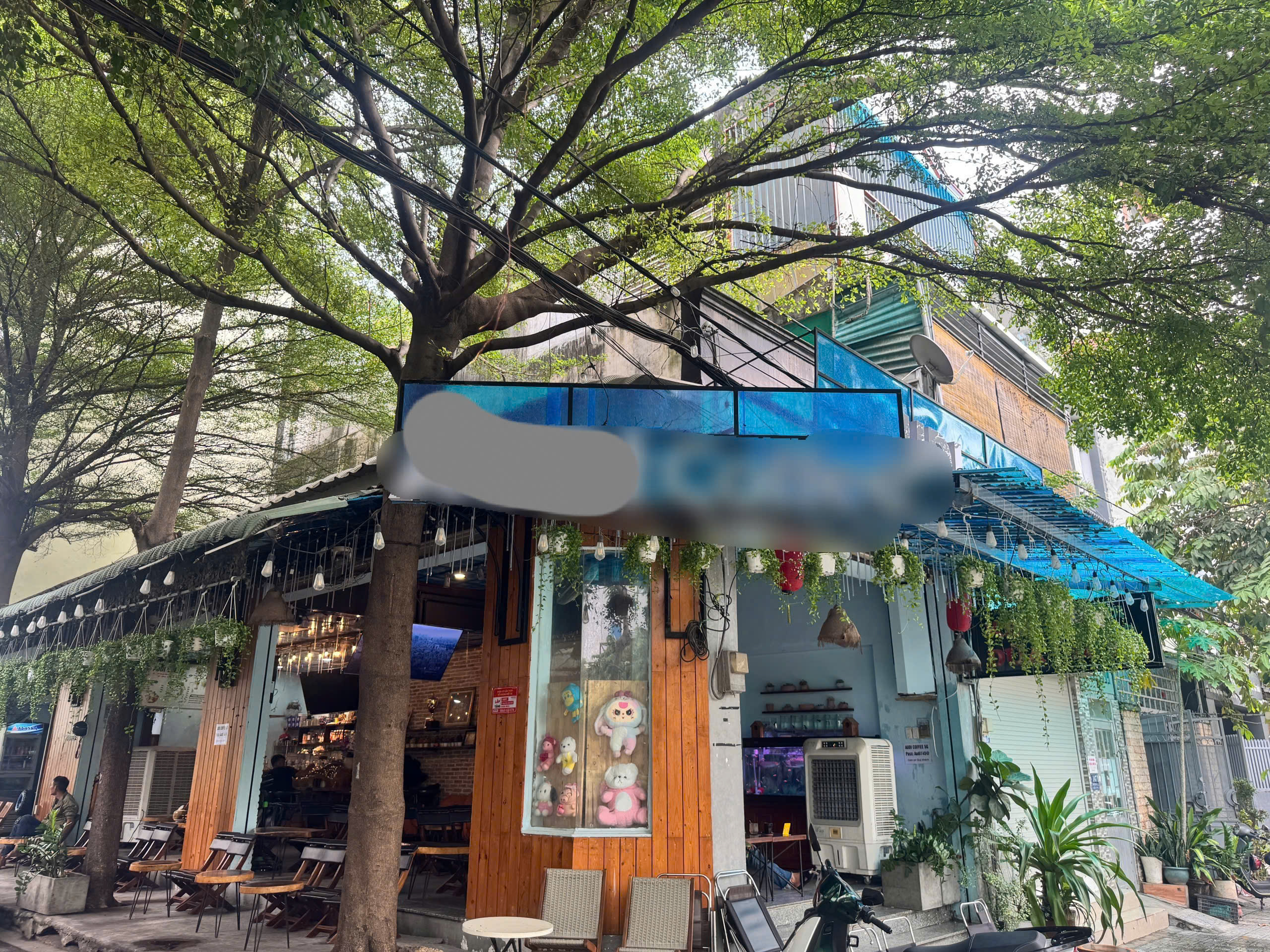 Sang quán cafe góc 2MT Phạm Huy Thông, Gò Vấp – vị trí sầm uất