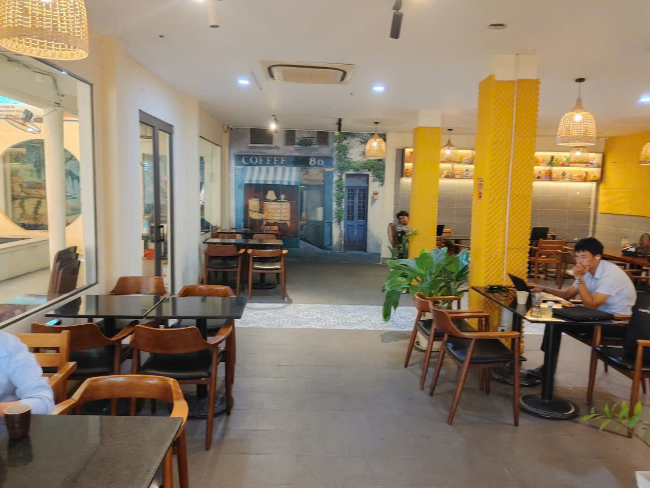 Sang quán cafe sân vườn rộng đẹp – Nguyễn Văn Lượng, Gò Vấp 