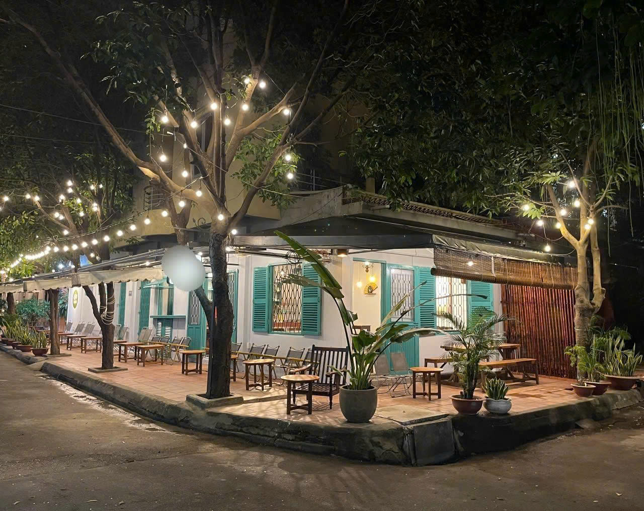 Sang quán cafe góc 2 mặt tiền, Phường 7, Gò Vấp