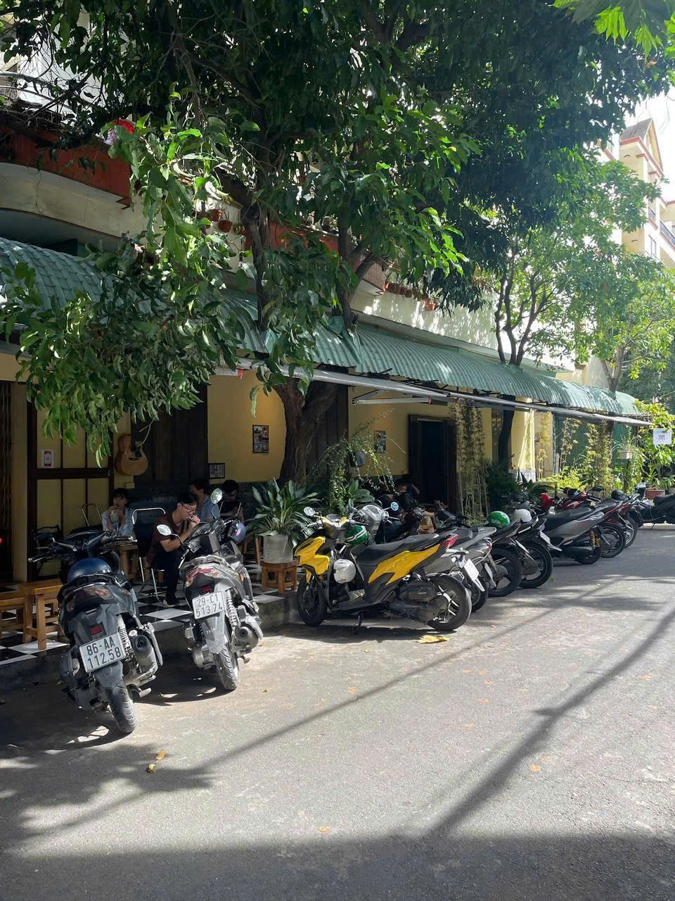 SANG GẤP quán cafe góc 2 mặt tiền –  P.17, Gò Vấp