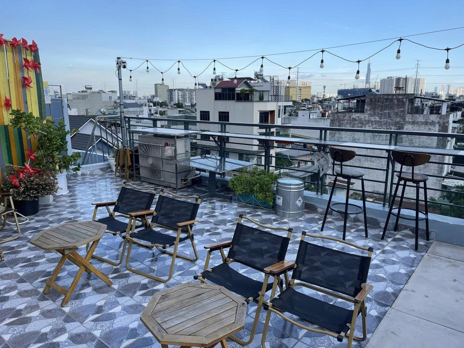 Sang quán cafe mặt tiền đường Dương Quảng Hàm, Gò Vấp.
