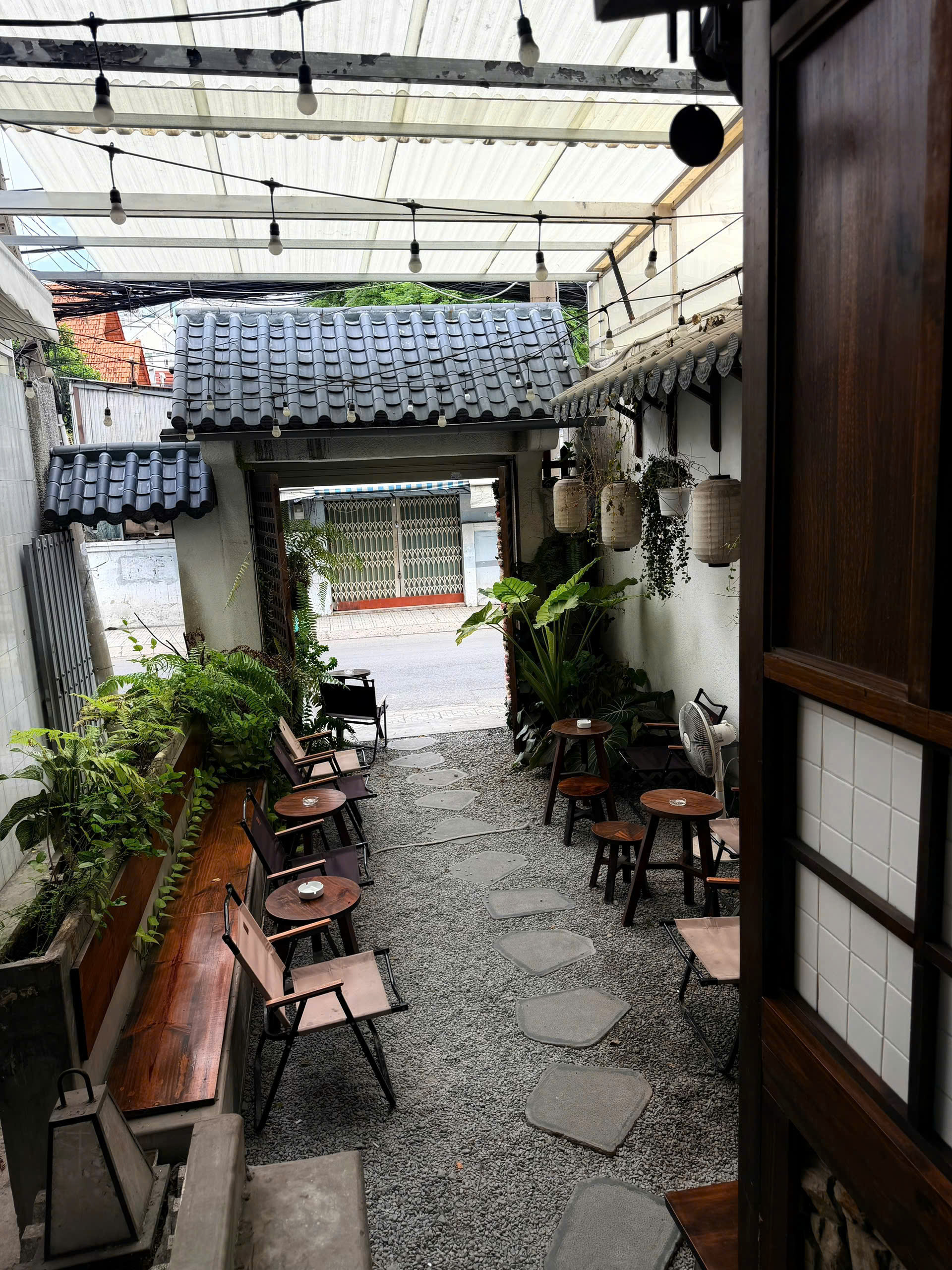 Sang lại quán cà phê decor xinh xắn trên đường Thống Nhất, Gò Vấp.