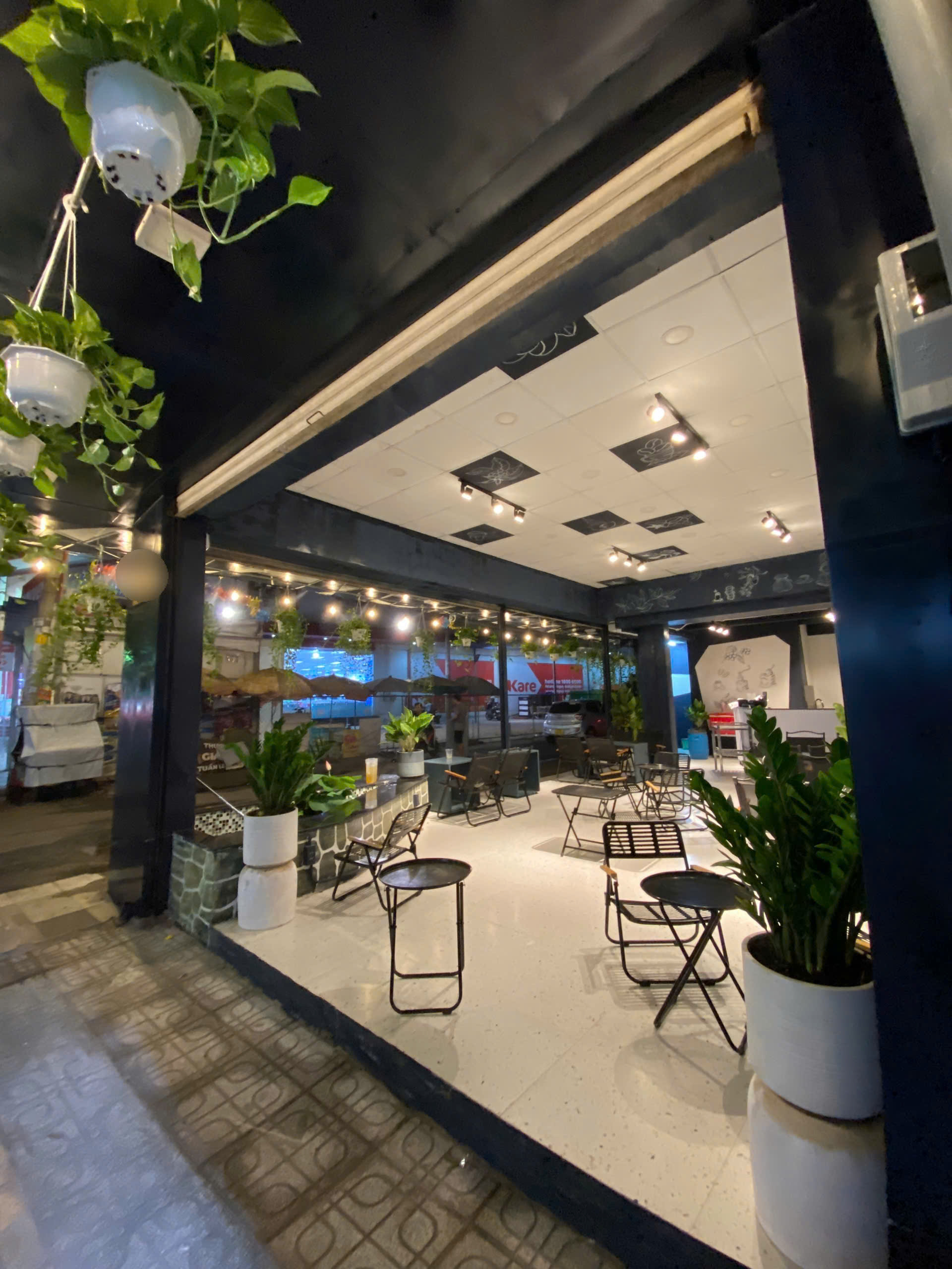 Sang quán cafe căn góc 2MT đường lớn, P12, Quận Gò vấp 