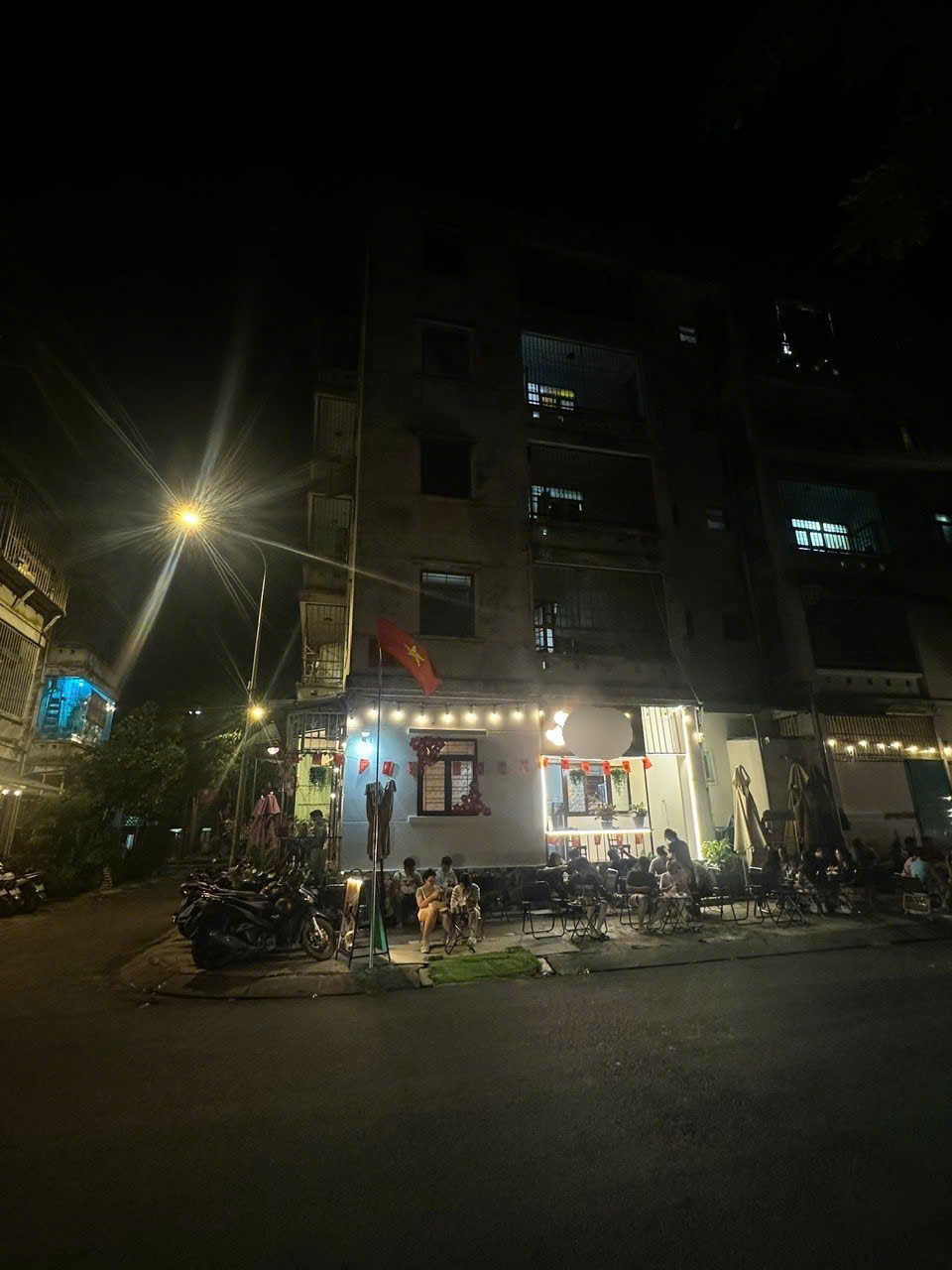 Sang quán cafe góc 2 mặt tiền – chung cư K26, Dương Quảng Hàm, Gò Vấp