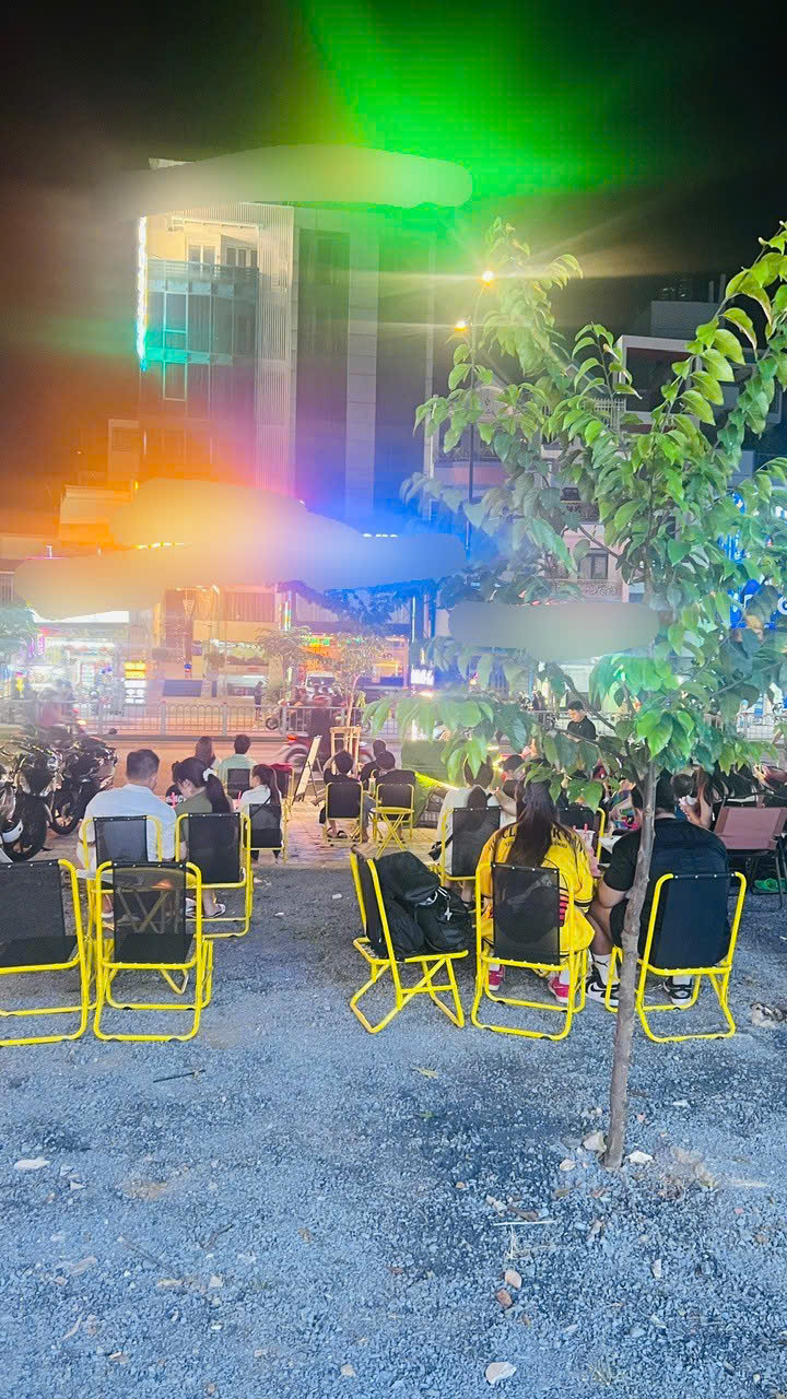 :Sang quán cafe mặt tiền chung cư, ngay Dương Quảng Hàm, Gò Vấp