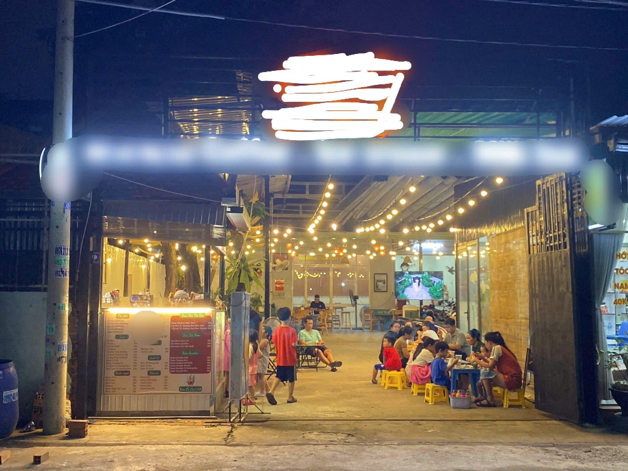 Sang lại quán cafe mặt tiền Võ Thị Hồi – Xuân Thới Đông, TP.HCM.