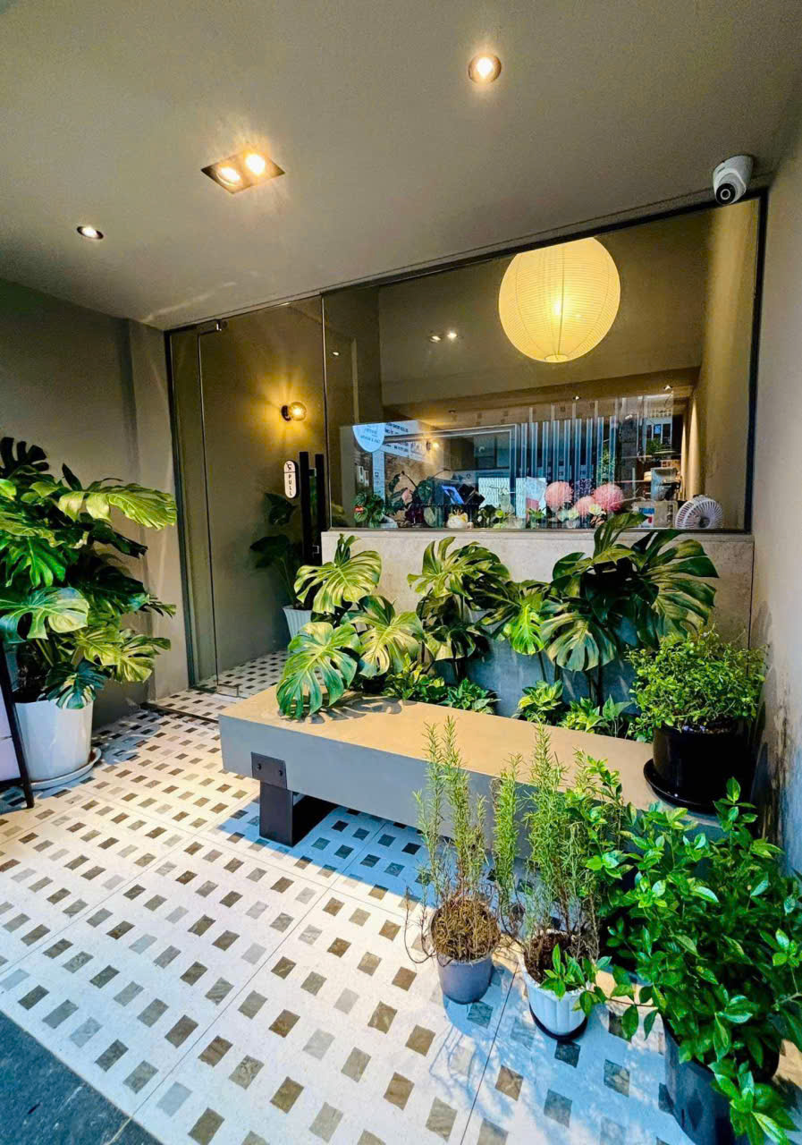 Sang quán cafe & trà mặt tiền đường P8, Phú Nhuận.