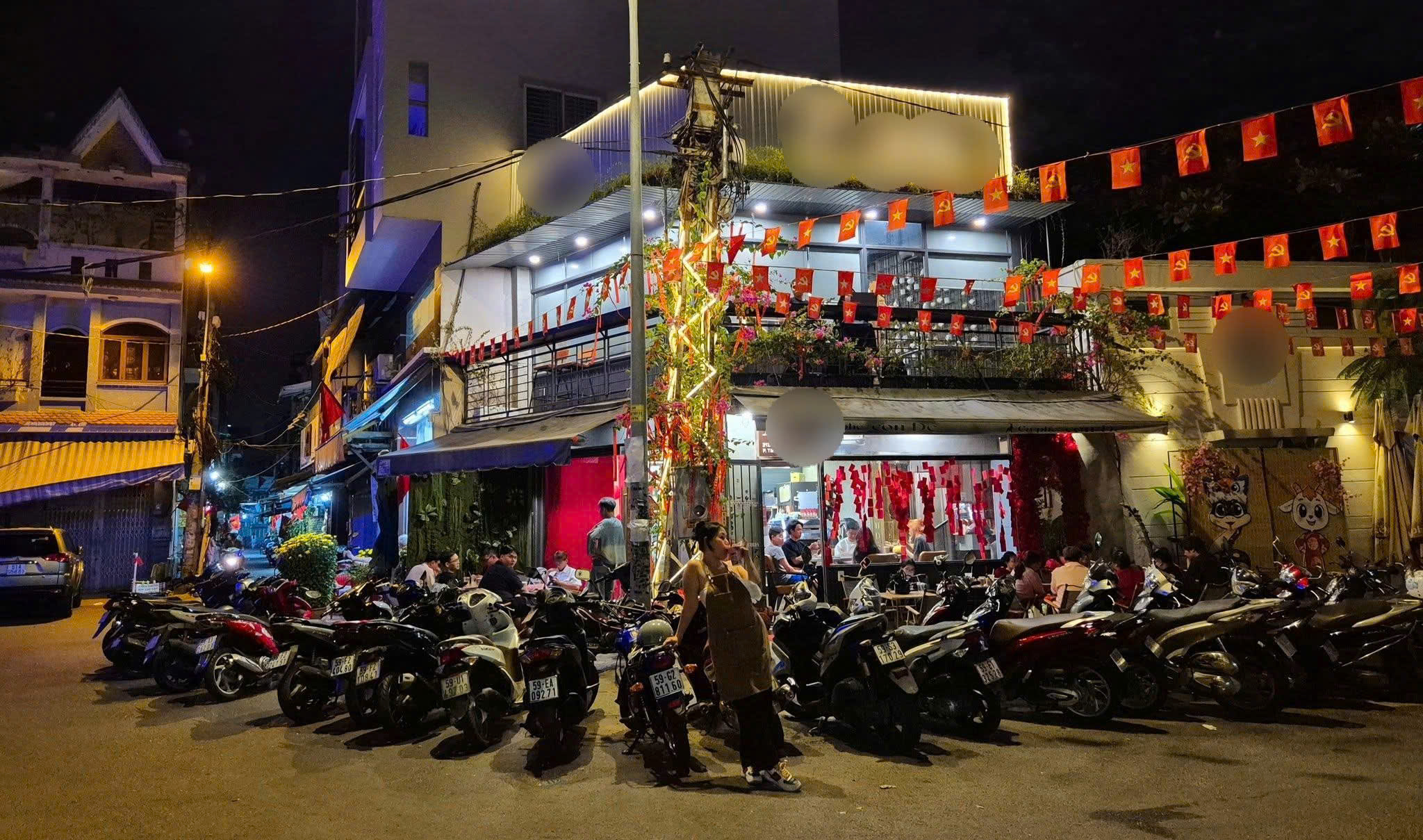Sang quán cafe góc 2 mặt tiền trung tâm Quận 1, phường Tân Định.