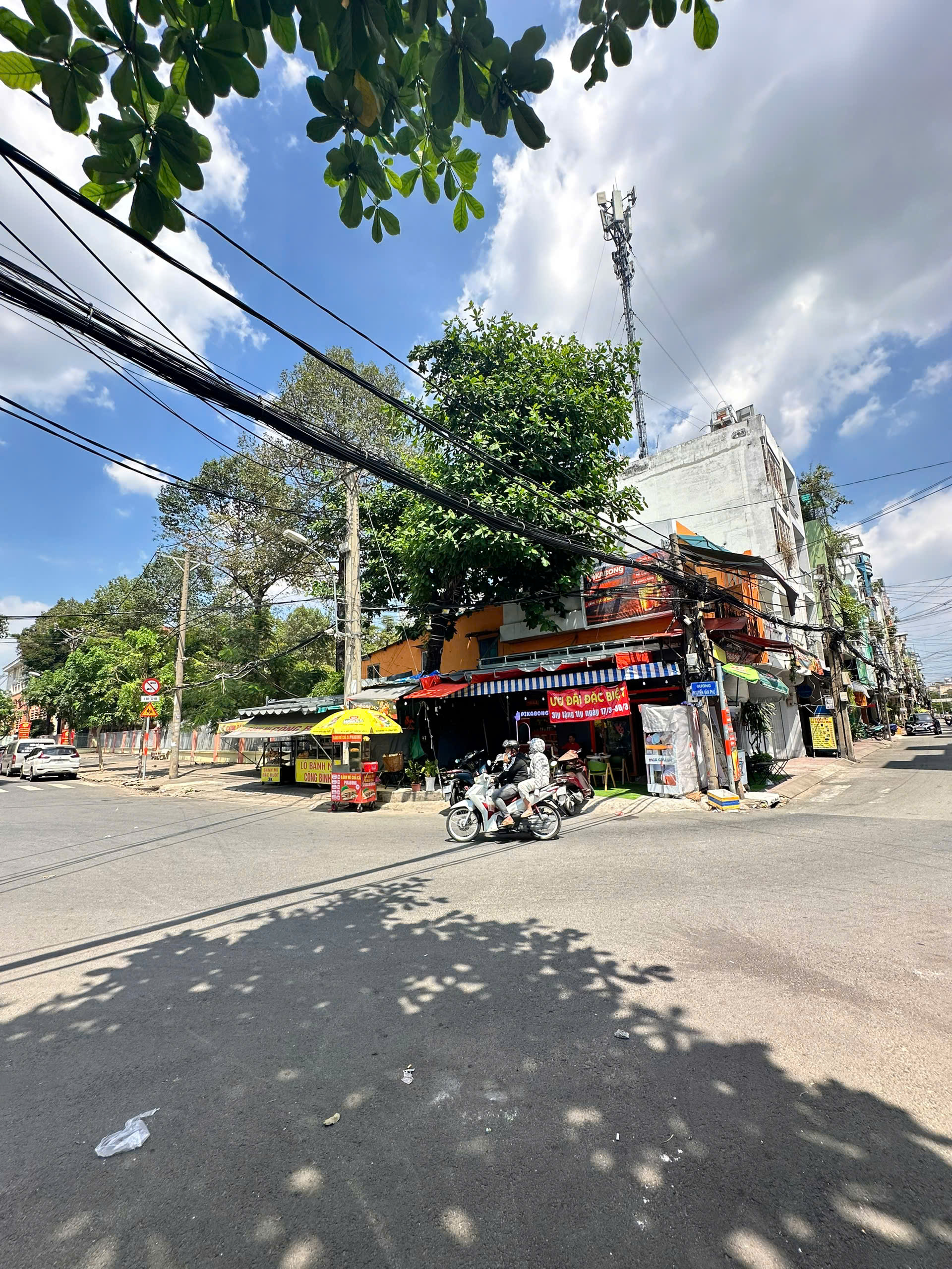 Sang nhượng quán cà phê góc 2 mặt tiền – vị trí đẹp khu cư xá Lạc Long Quân, Quận 11