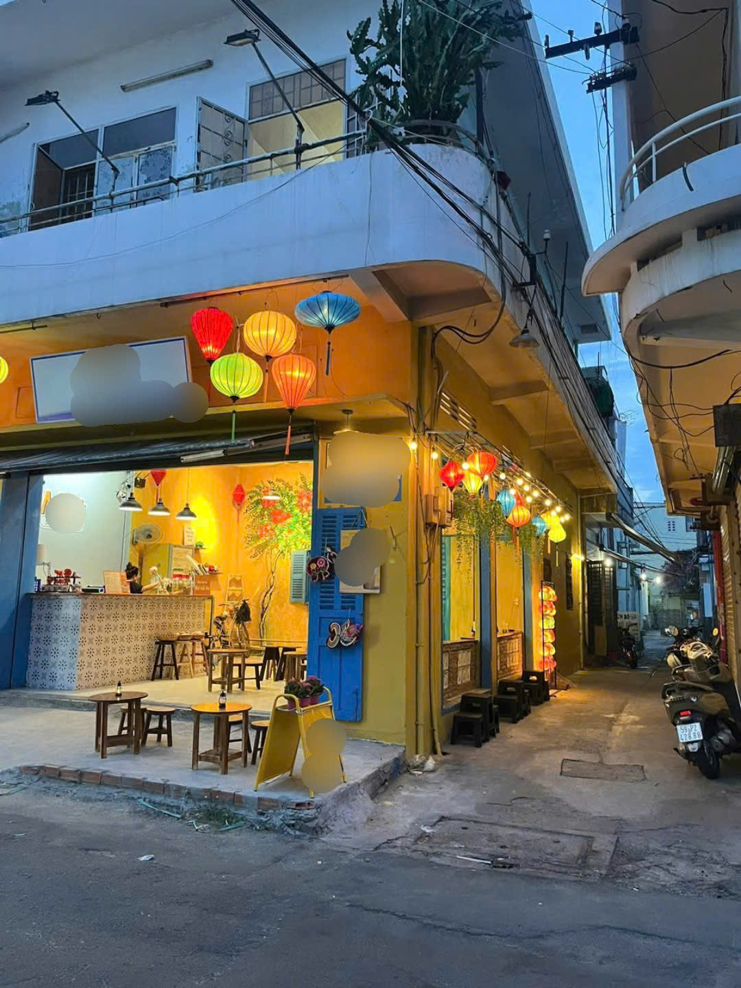 Sang quán cafe xinh , Góc 2MT , Phường 5 , Quận 11