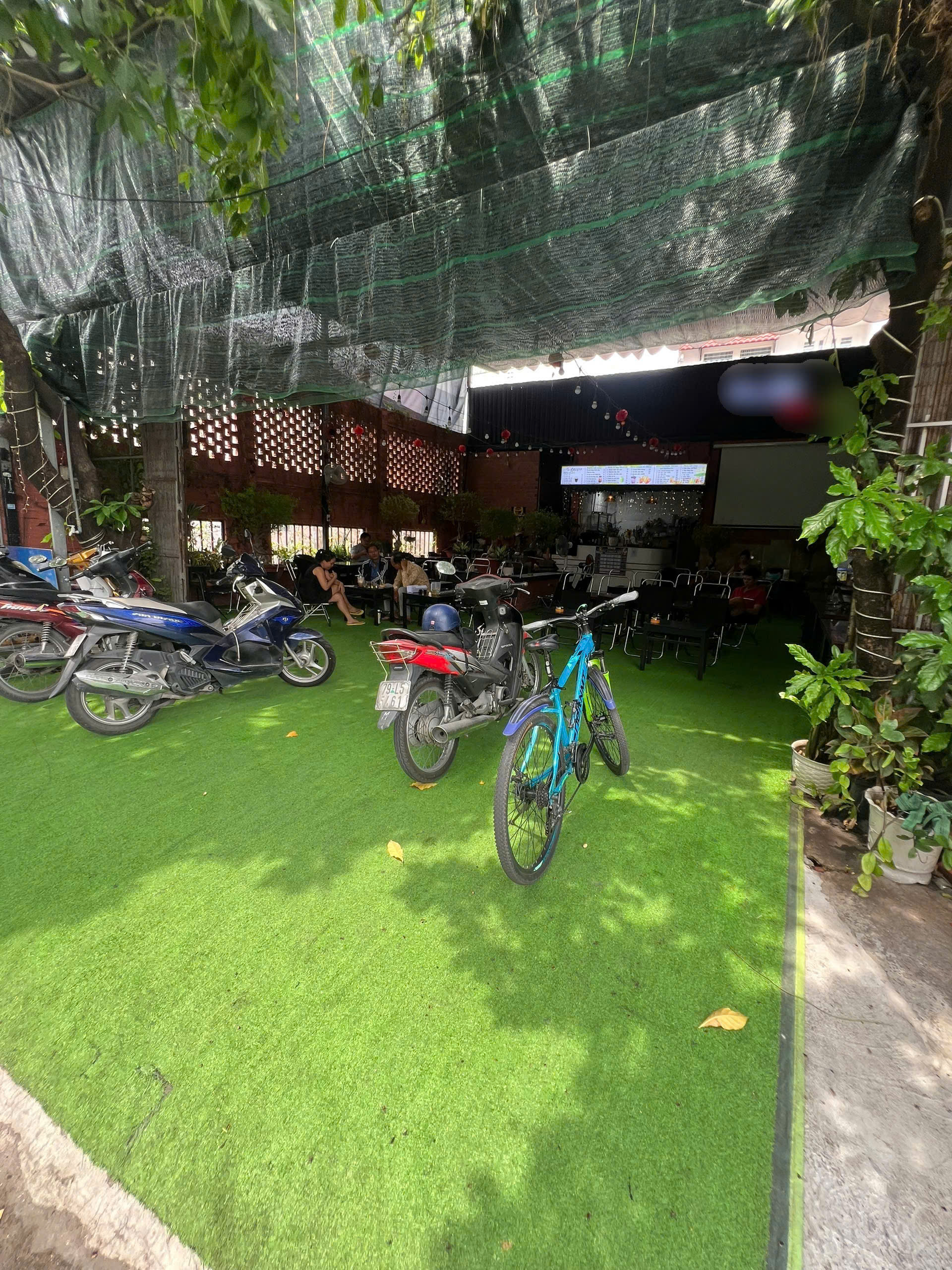 Sang nhượng quán cafe mặt tiền – gần ngã tư An Sương, P. Đông Hưng Thuận, Q12