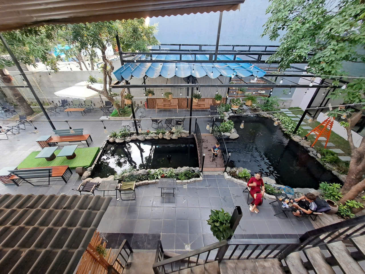 SANG QUÁN CAFE SÂN VƯỜN VIEW SÔNG – SIÊU RỘNG, THOÁNG MÁT
