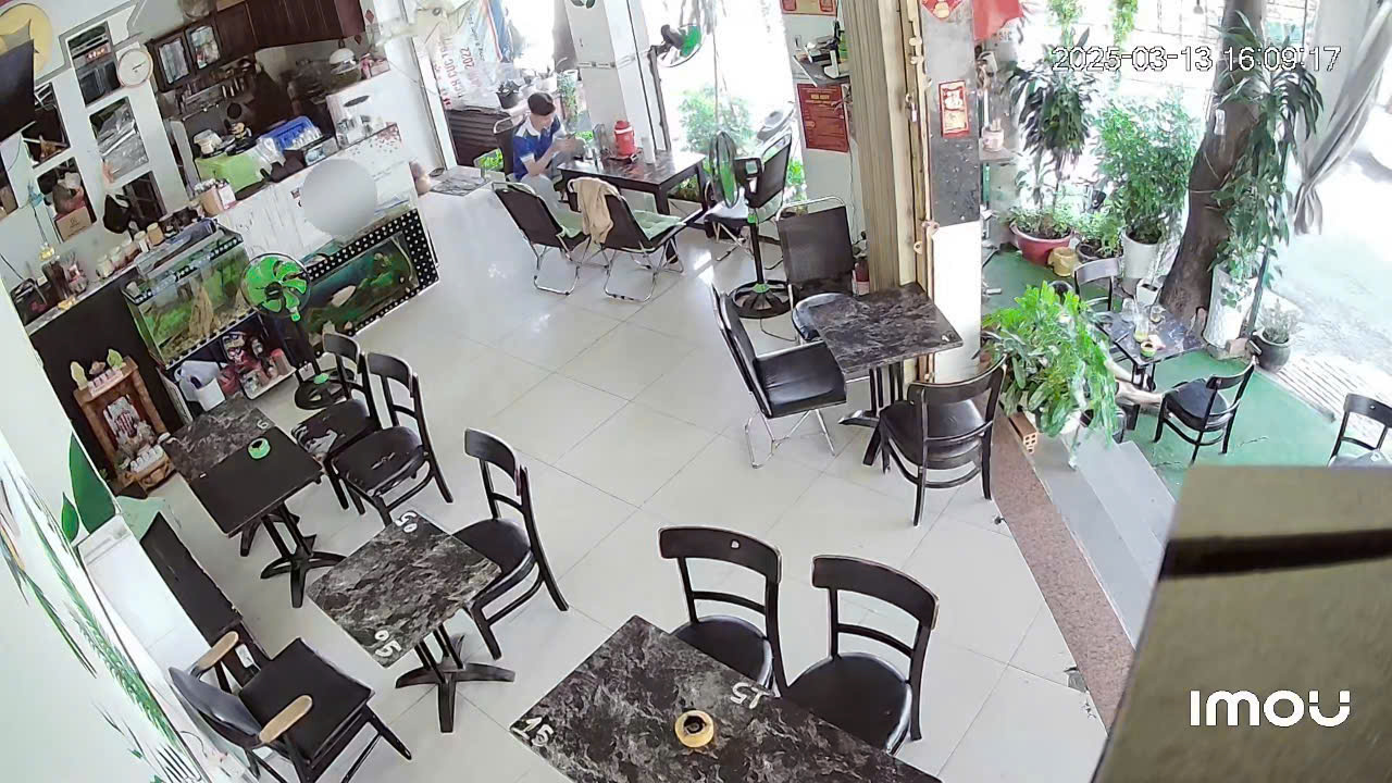 Sang quán cafe góc 2MT, P10, Quận 6 
