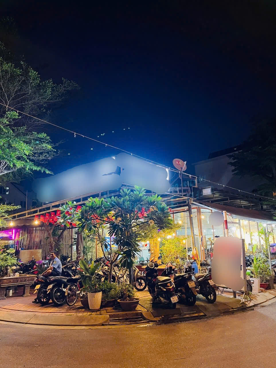 Sang quán café góc 2 mặt tiền – khu dân cư Kim Sơn, Quận 7