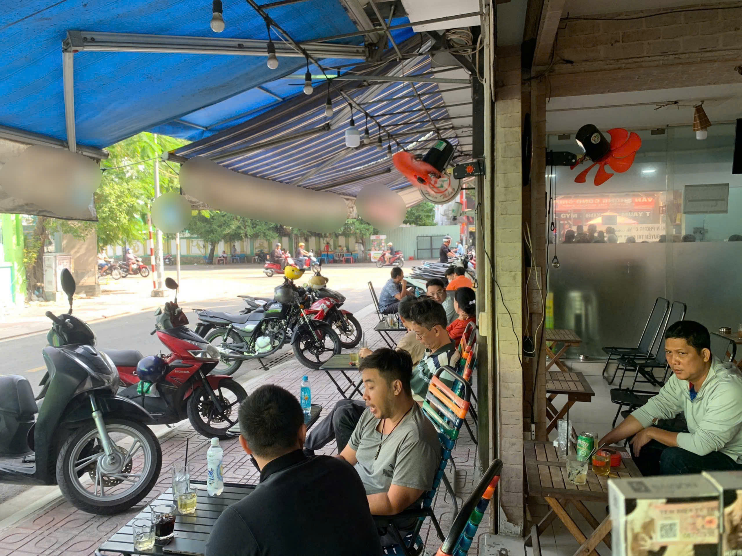 Cần sang quán cafe mặt tiền Phường 5, Quận 8.