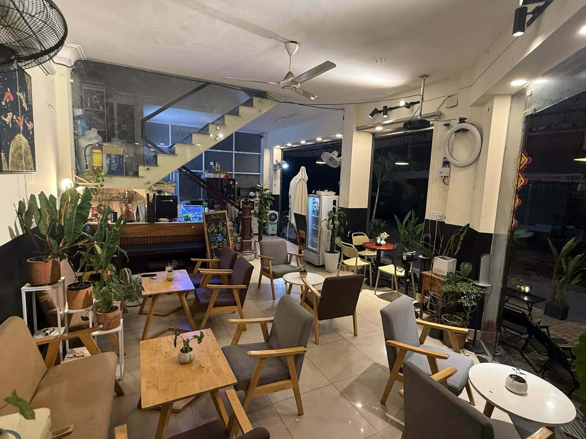 SANG QUÁN CAFE GÓC 2 MẶT TIỀN – P.5, QUẬN 8