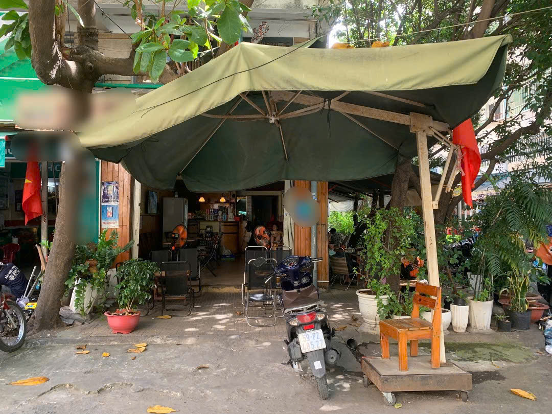 Sang quán cafe góc 2mt đắc địa k300 , Phường 12 , Quận Tân Bình 