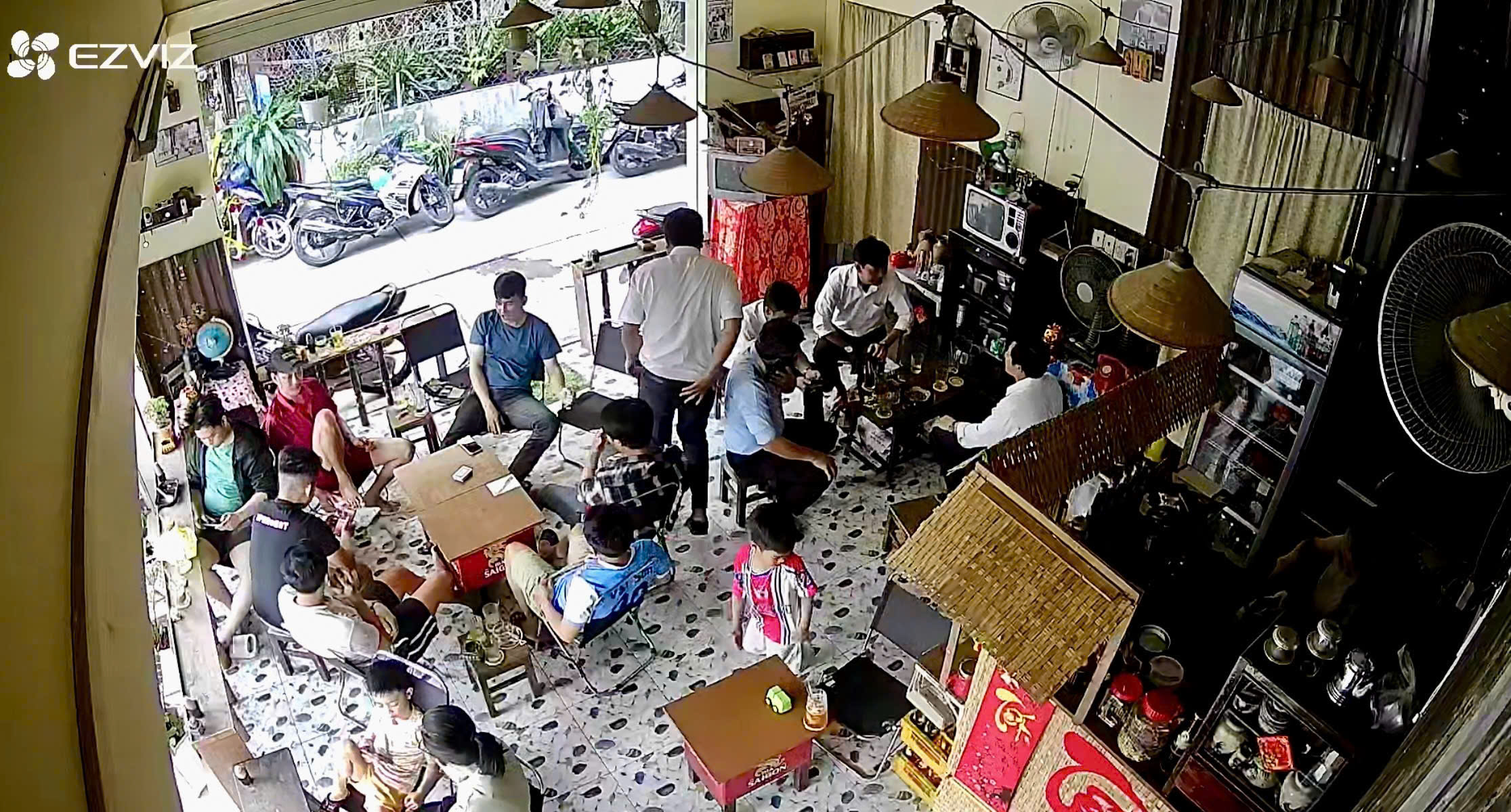 Sang quán cafe Vintage 2 mặt tiền khu Lê Văn Quới, Bình Tân,