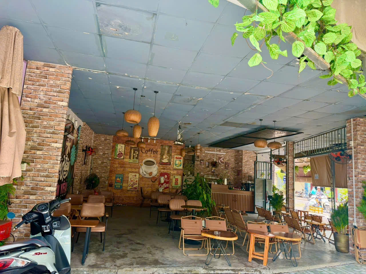 Sang lại quán cà phê góc 2 mặt tiền Vành Đai Trong, khu Tên Lửa, Bình Tân