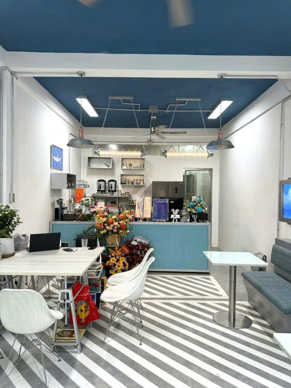 Sang quán cà phê mặt tiền – Cư Xá Bắc Hải, Quận 10