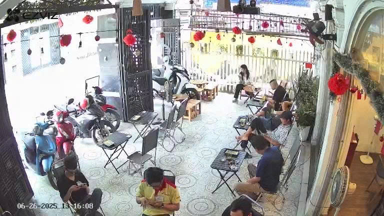 Sang quán cafe khu sinh viên, Phường Tây Thạnh, Tân Phú