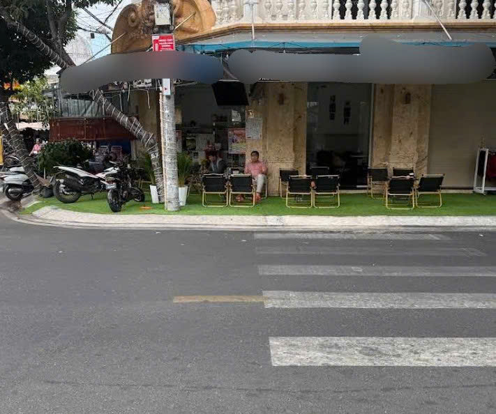 Sang quán cà phê góc 2 mặt tiền đường Tân Thành, Tân Phú.