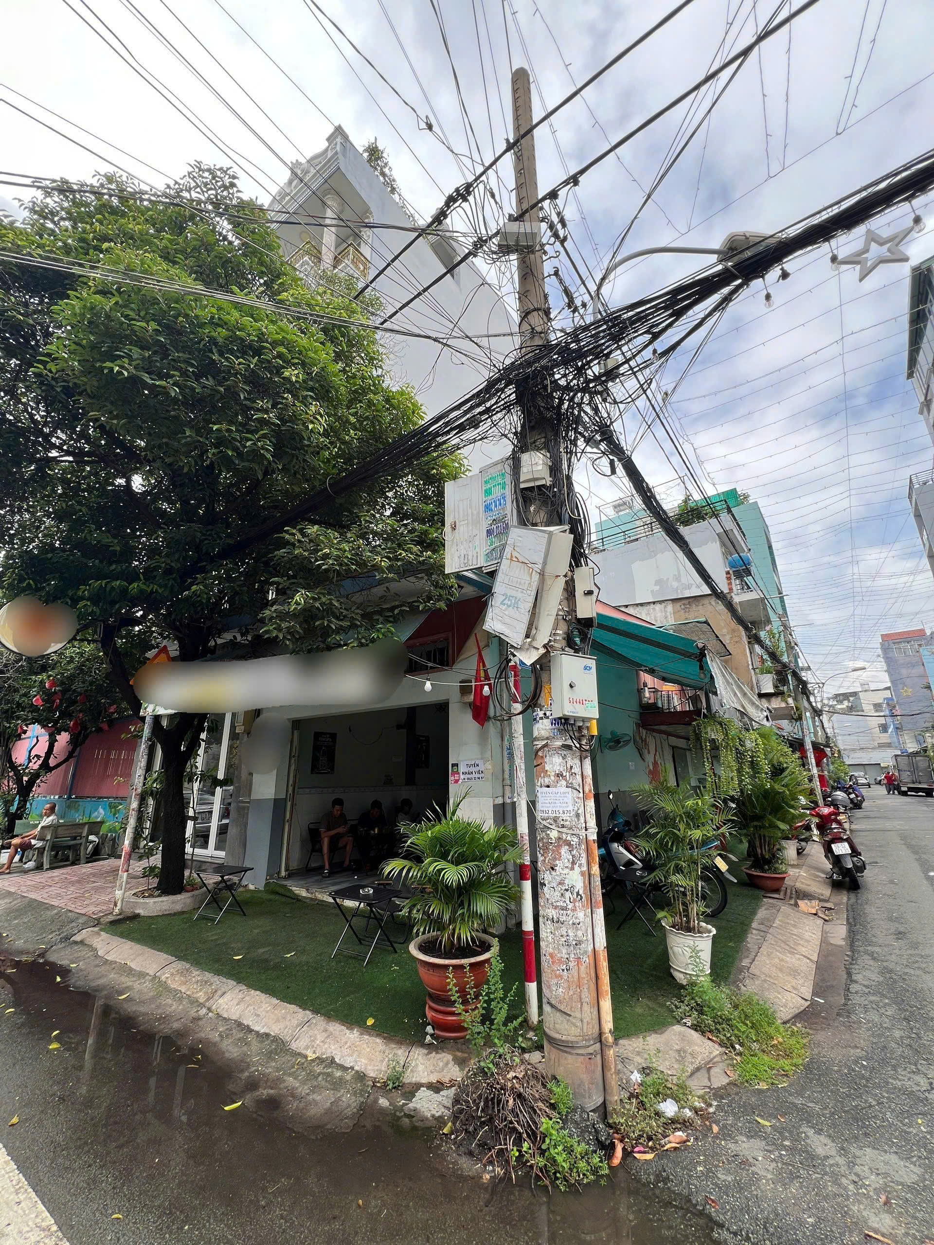 Sang quán cafe góc 2 mặt tiền – Tân Quý, Tân Phú