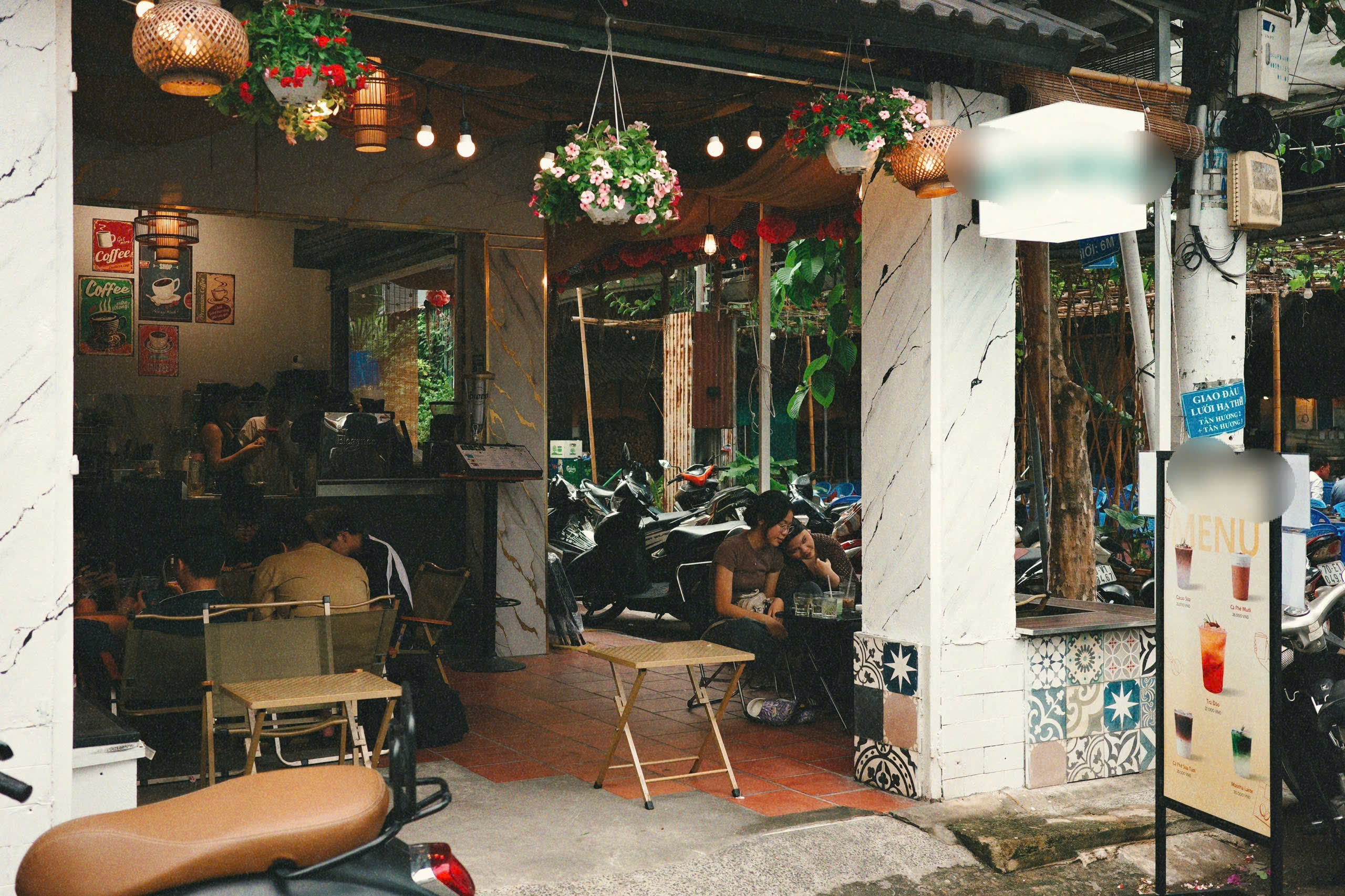 Sang quán cafe vintage góc 2 mặt tiền – P. Tân Quý, Tân Phú