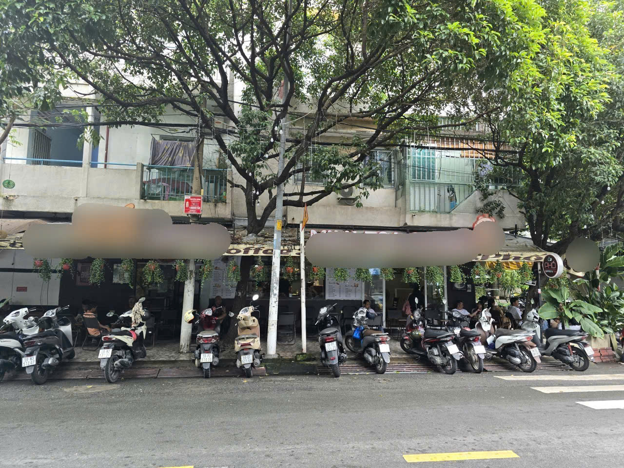 Sang quán cà phê 2 mặt tiền đường Phan Đình Phùng, Phú Thọ Hòa, Tân Phú. 