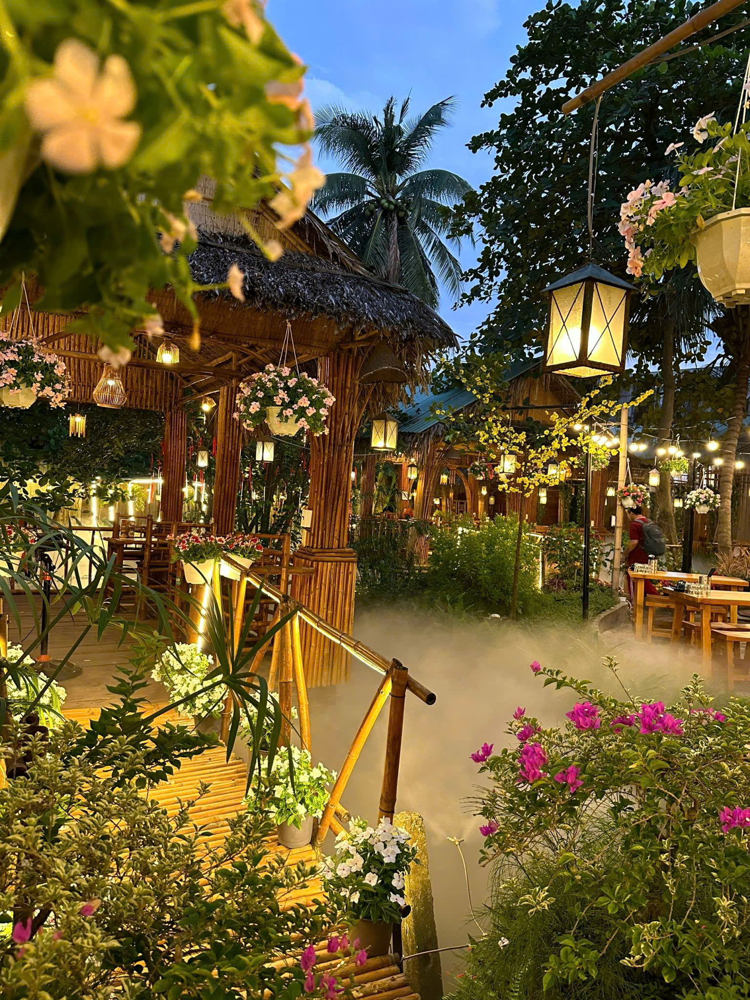 SANG GẤP QUÁN CAFE + NHÀ HÀNG SÂN VƯỜN – 1000M² TẠI THỦ ĐỨC