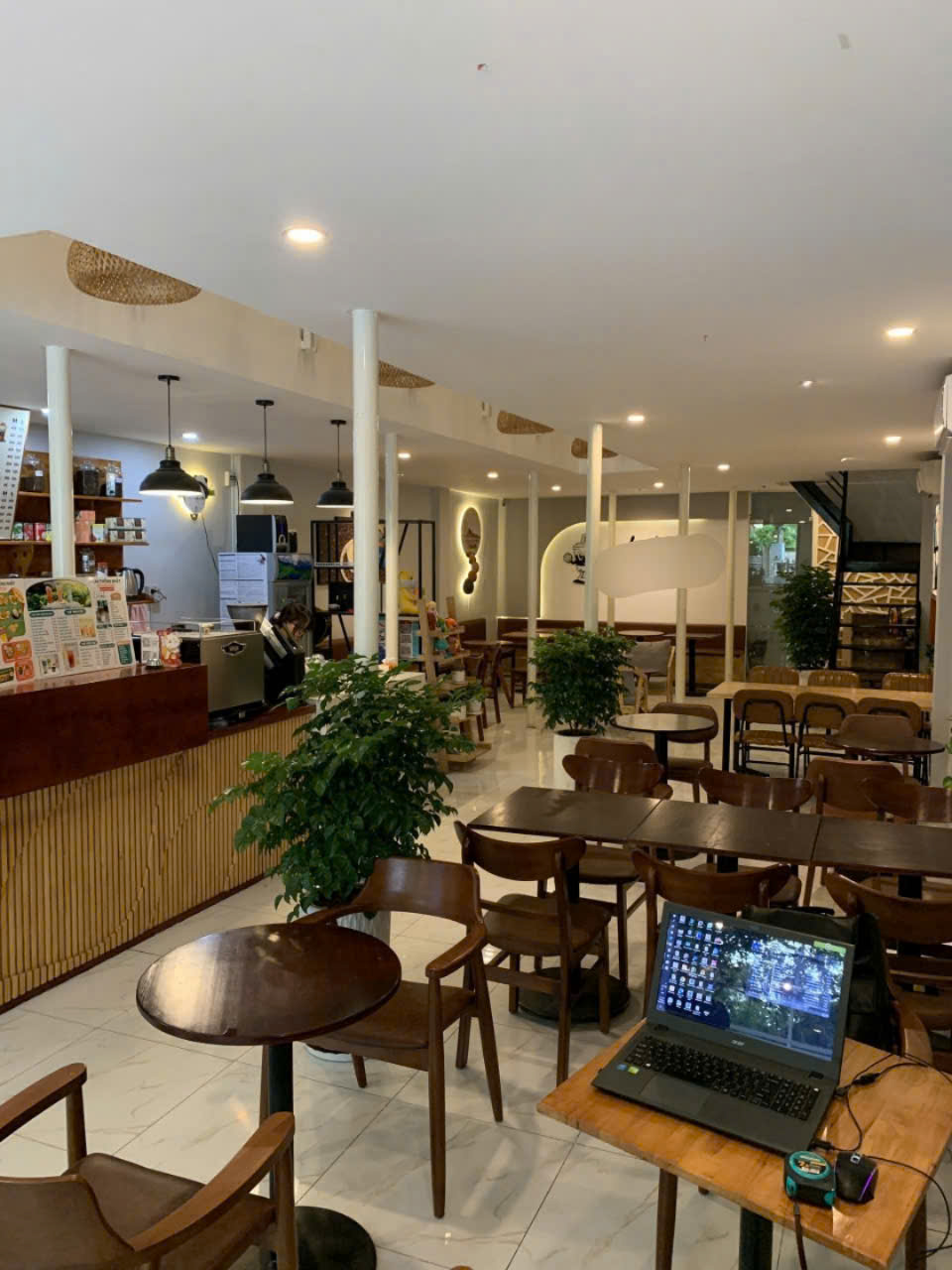 Sang quán cafe vị trí đẹp mặt tiền đường  , Phường Bình Thọ , Quận Thủ Đức 