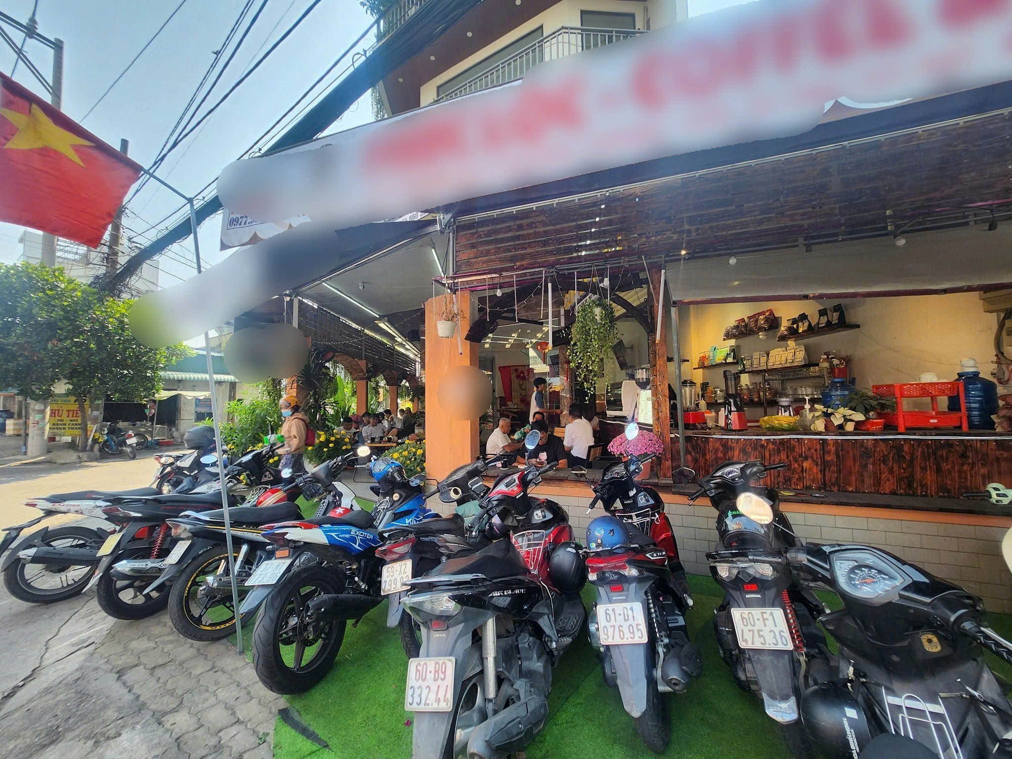 Sang quán cafe góc 2 mặt tiền – Linh Xuân, Thủ Đức