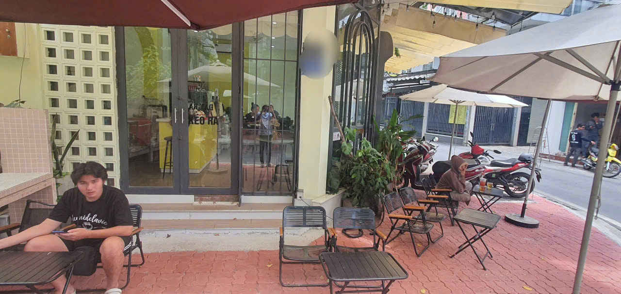 Sang quán cafe góc 2MT, Phường 4, Quận 8