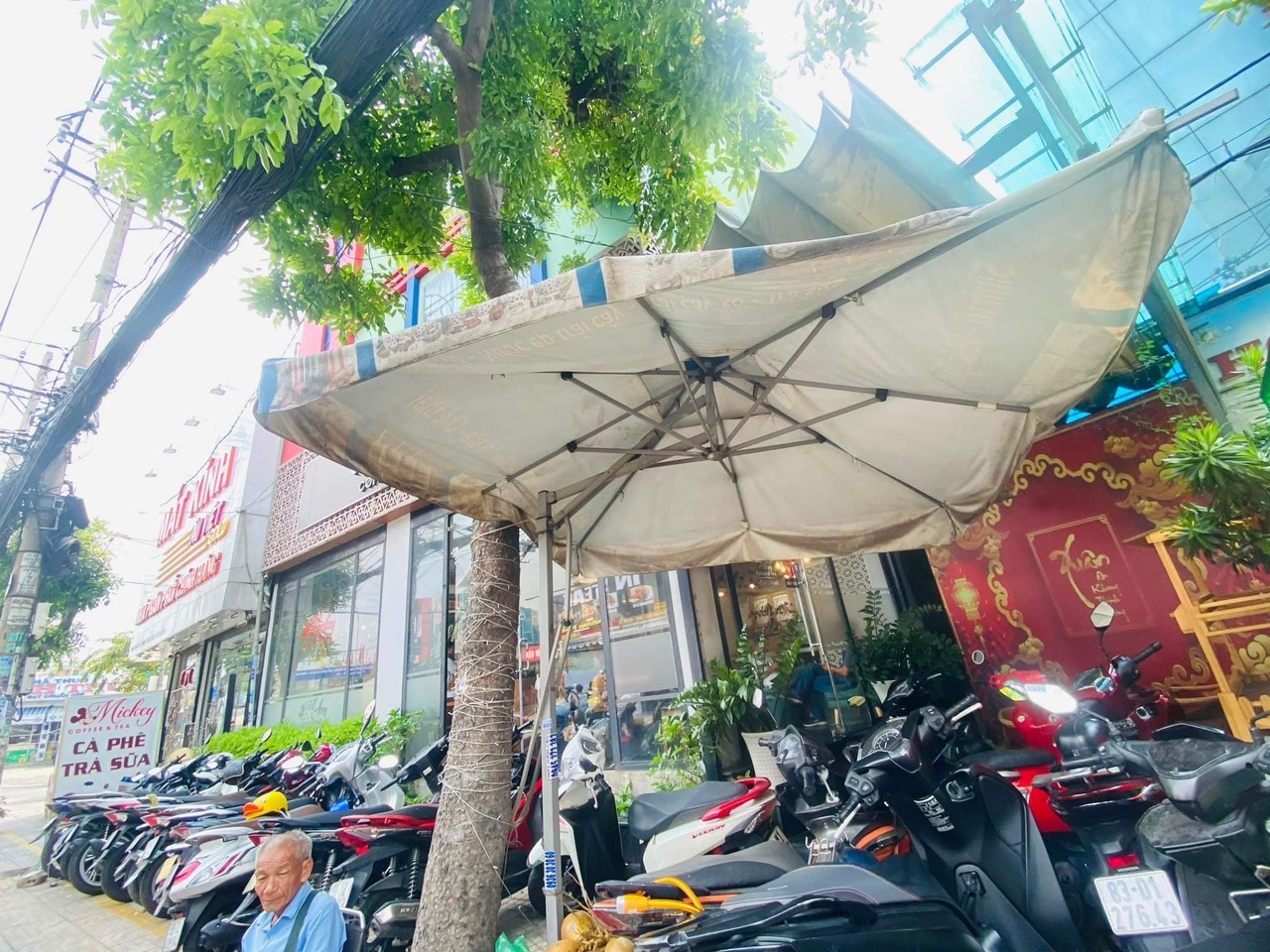 Sang quán cafe mặt tiền Nguyễn Văn Quá Quận 12