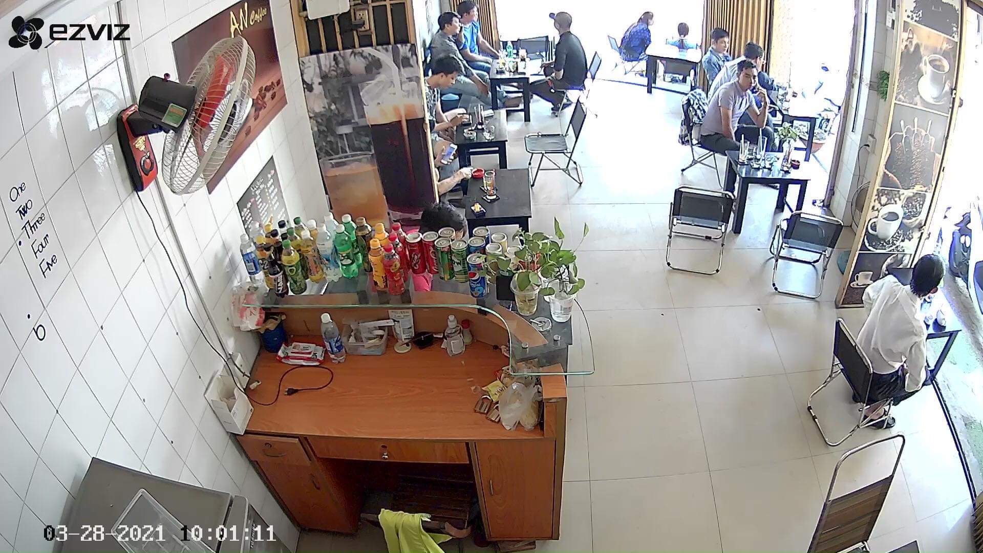Sang quán cafe 2 mặt tiền Quận Bình Tân
