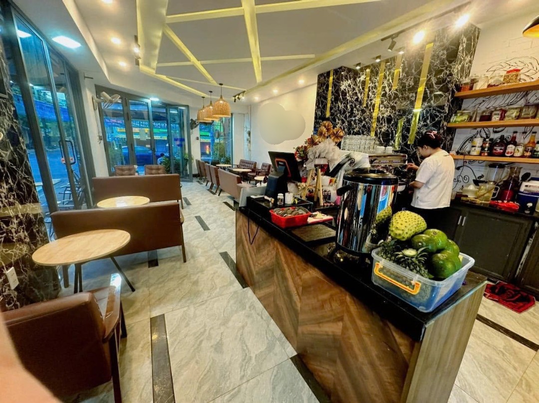 Sang quán cafe căn góc ngay ngã tư siêu đẹp Q6