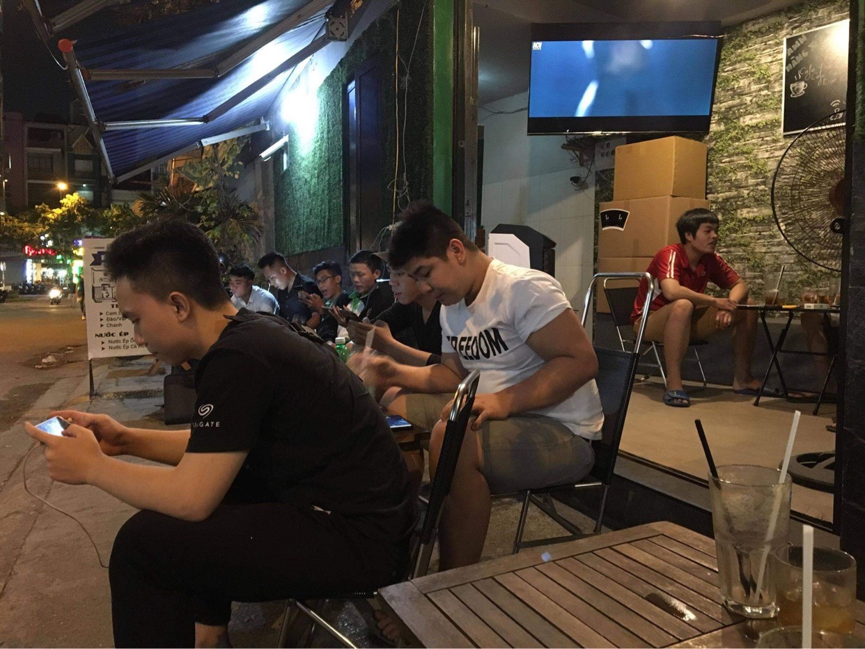 Sang quán cafe Quận Phú Nhuận Hoa Sữa