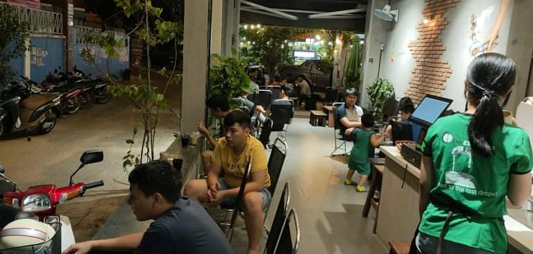 Sang Quán cafe Quận Tân Phú gá rẻ